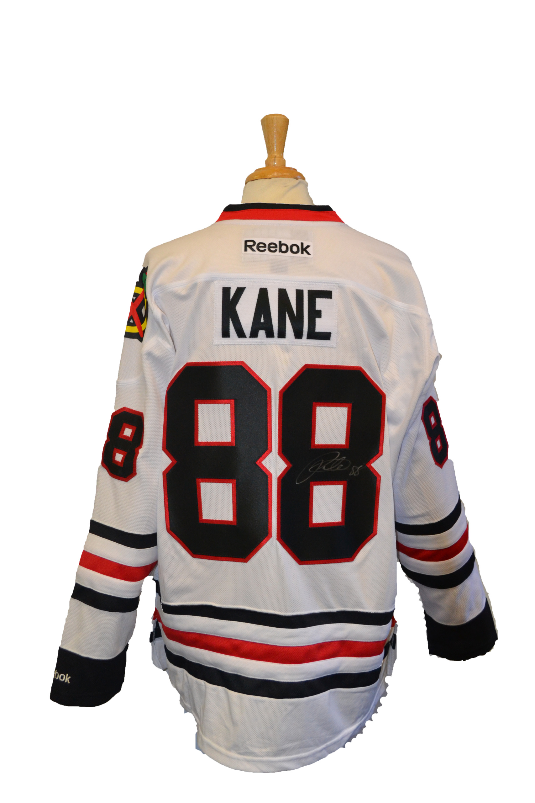 Patrick Kane - Signed Red Chicago Blackhawks Reebok Premier Jersey - NHL  Auctions